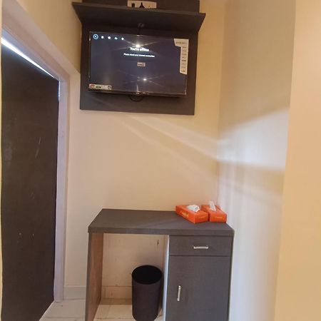 Hotel Powai Residency Mumbai Ngoại thất bức ảnh