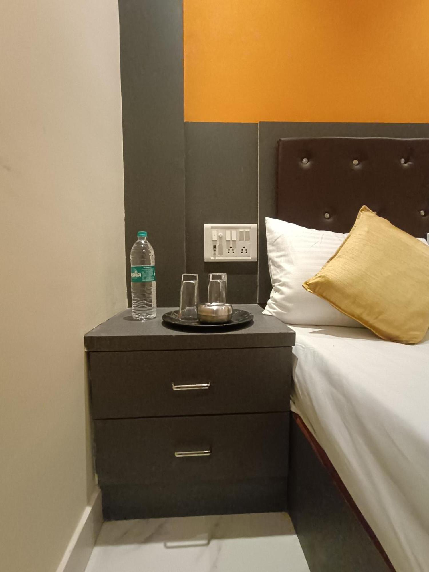 Hotel Powai Residency Mumbai Ngoại thất bức ảnh